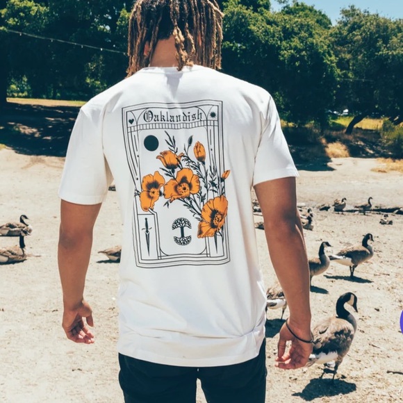 Oaklandish White Tee with Orange Floral Graphic size XL - Picture 1 of 12